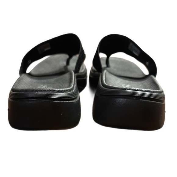 Women’s Skechers GO WALK - Martha Stewart Glittery Black Sandals - Size 8 - NWOT - Picture 4 of 11